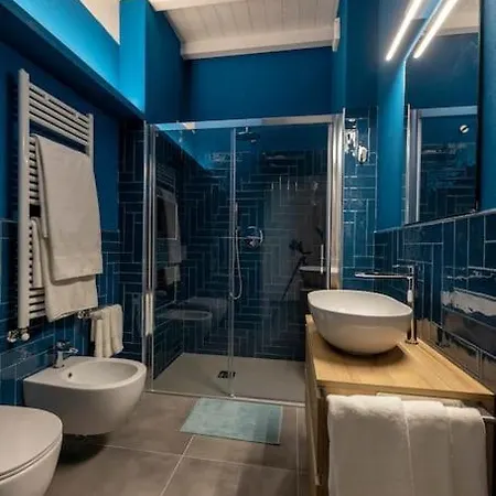 Blue - Center & Garage *