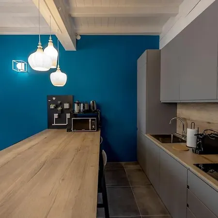 Blue - Center & Garage Πάρμα